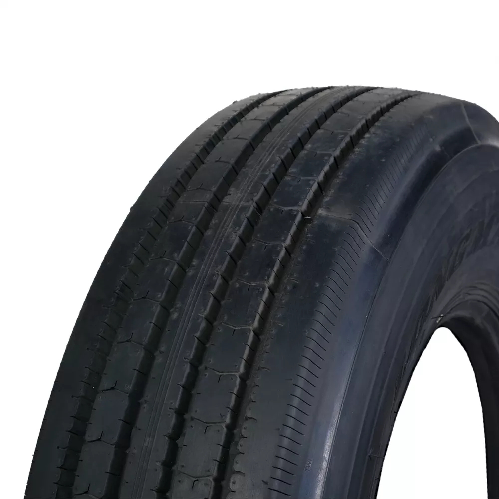 Грузовая шина 295/80 R22,5 Long March LM-216 18PR в Чайковске