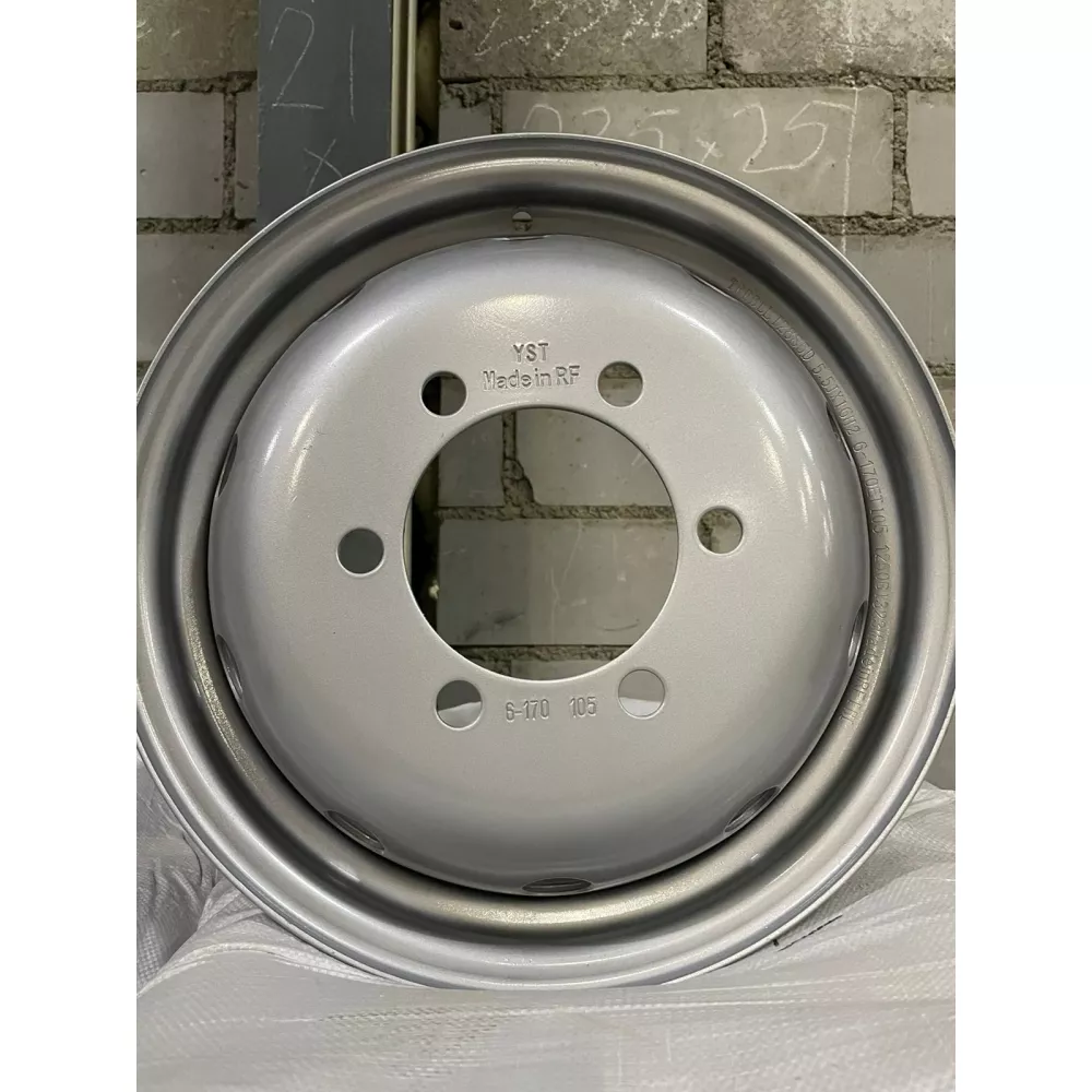 Диск 5,50х16  TREBL ET-105 PCD 6x170 D 130 в Чайковске